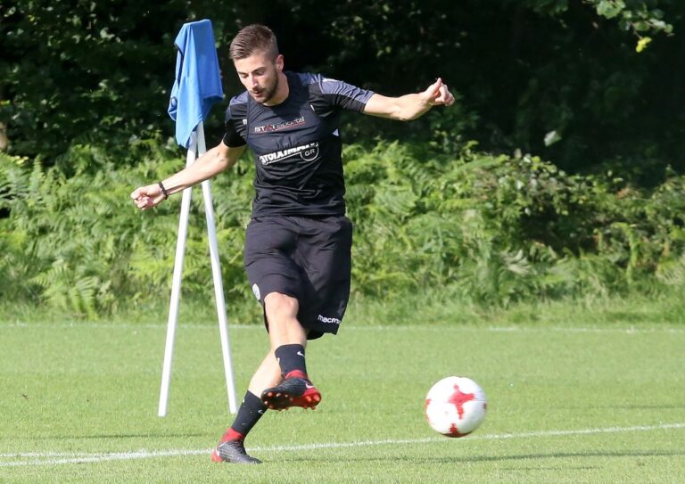 Παίρνει Μιχόγεβιτς ο ΟΦΗ