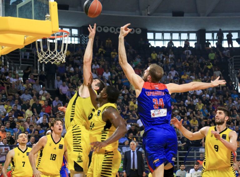 Προς την VTB League o Σαρικόπουλος