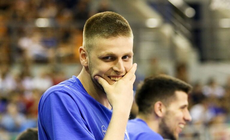 Στο Λαύριο ο Χαραλαμπόπουλος