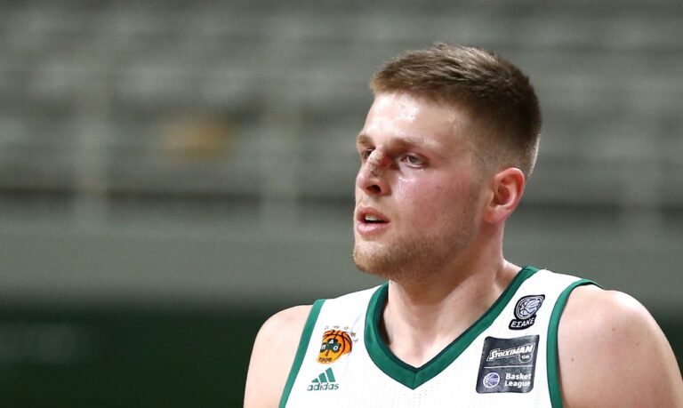 Τέλος ο Χαραλαμπόπουλος από τον Παναθηναϊκό