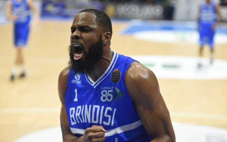 Ενίσχυση με Αγκμπελέσε ο Χολαργός (pic)