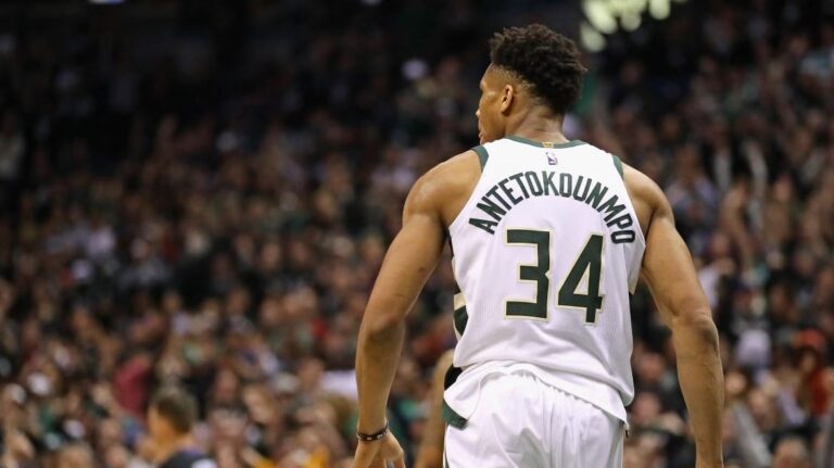 Ο Giannis στις καλύτερες τάπες της χρονιάς (vid)