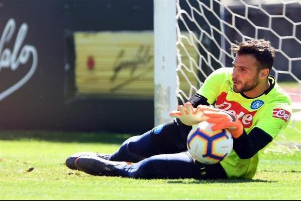 Στην ενδεκάδα του ΠΑΣ ο… Καρνέζης! (pic)