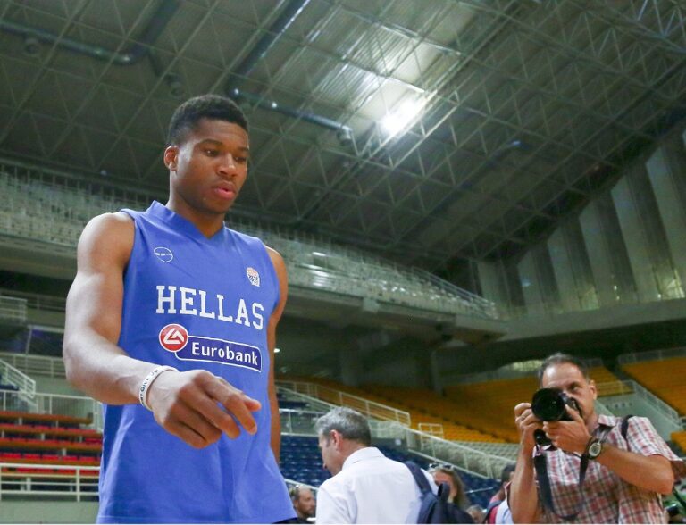 Το μήνυμα του Γιάννη Αντετοκούνμπο (pic)