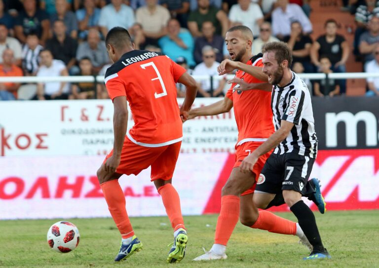 Μπήκε ο Μεγιάδο, πρόβλημα με Ντίνα