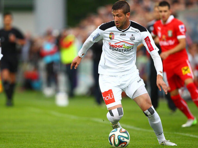 Δεν έπεισε ο Κόβασετς και αποχωρεί