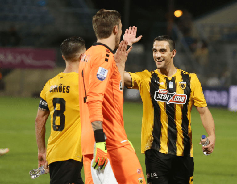 Λαμπρόπουλος: “Δεν υπάρχει… Θεός στην ΑΕΚ”