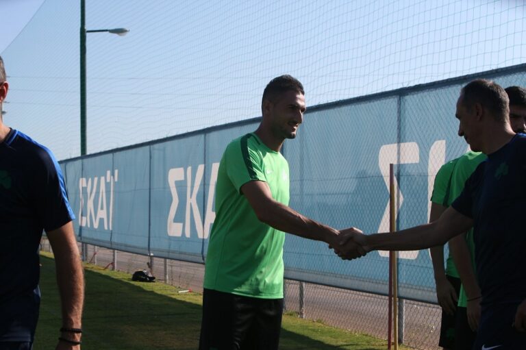 Η πρώτη προπόνηση του Μακέντα (pics)