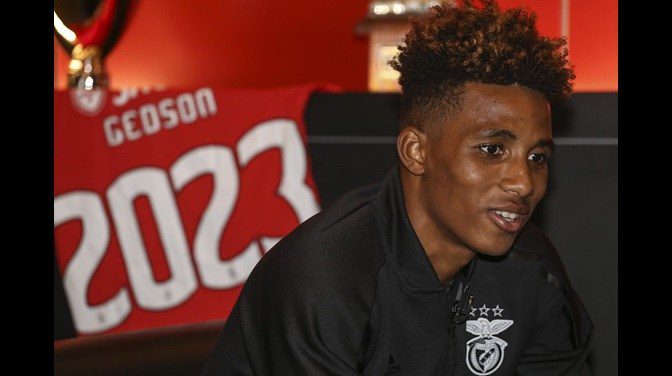 «Έδεσε» τον Ζέντσον μέχρι το 2023 η Μπενφίκα