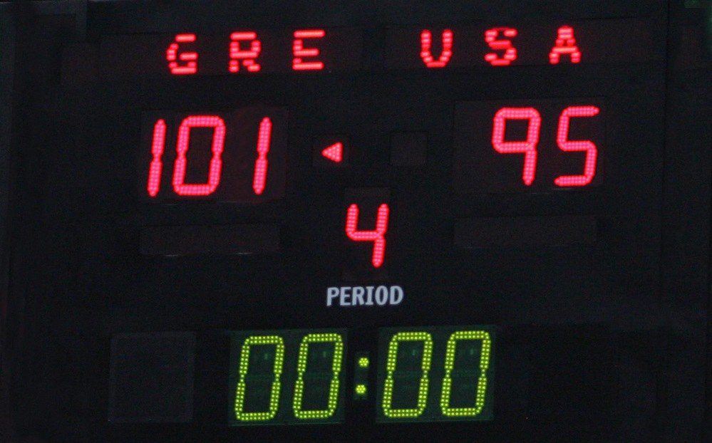 Όταν η Team USA υποκλίθηκε σε μία παρέα Ελλήνων (pics/vid)