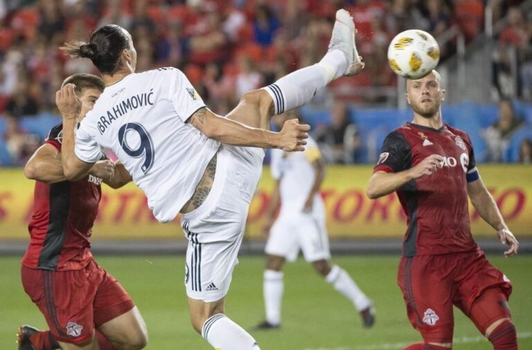 Συνεχίζει ακάθεκτος ο Ζλάταν (vid)