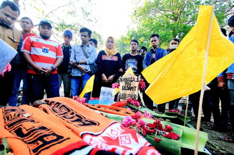 Διακοπή στο πρωτάθλημα Ινδονησίας, μετά το θάνατο οπαδού