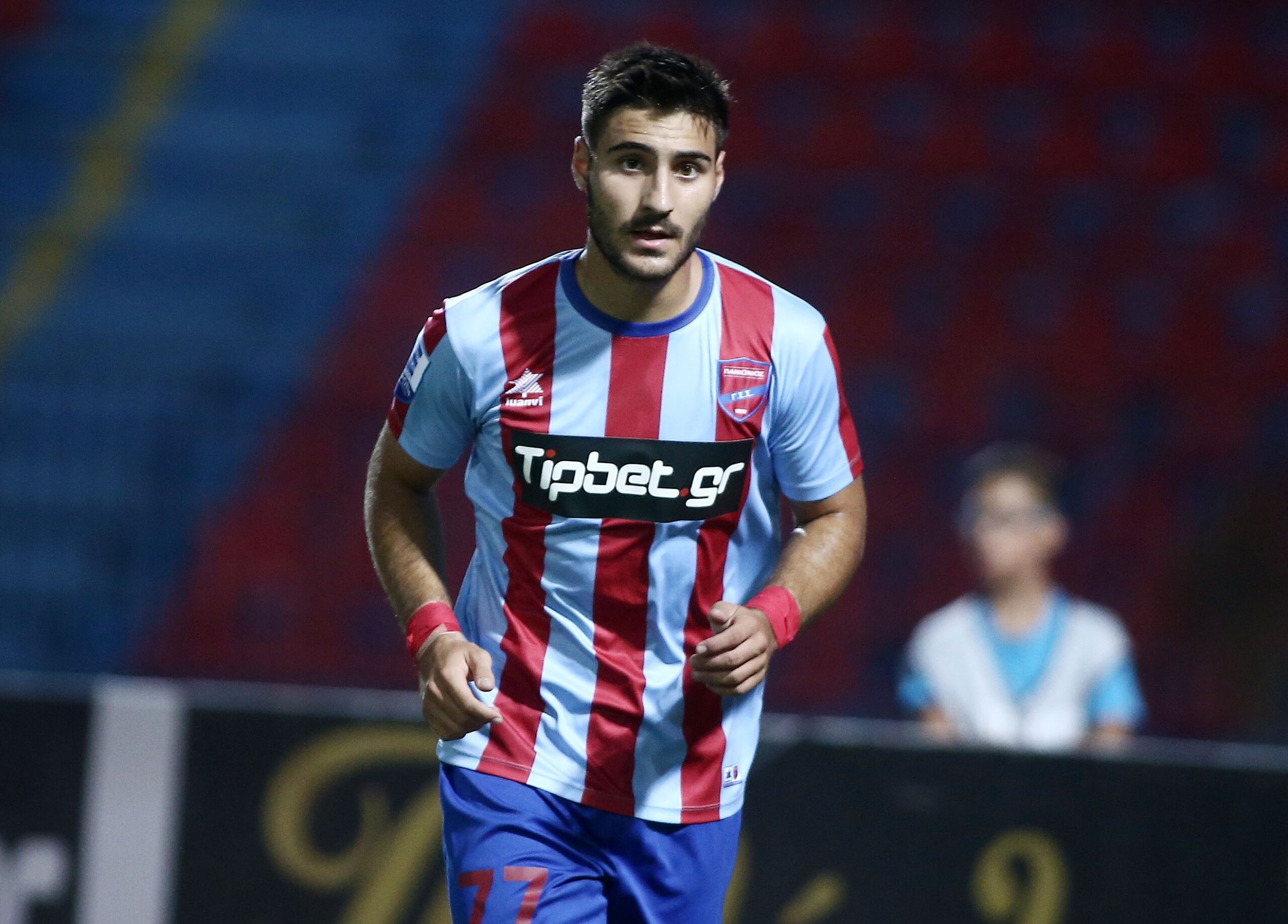 Μανθάτης: Το πήρε πάνω του και κλείνει στην Ανόρθωση