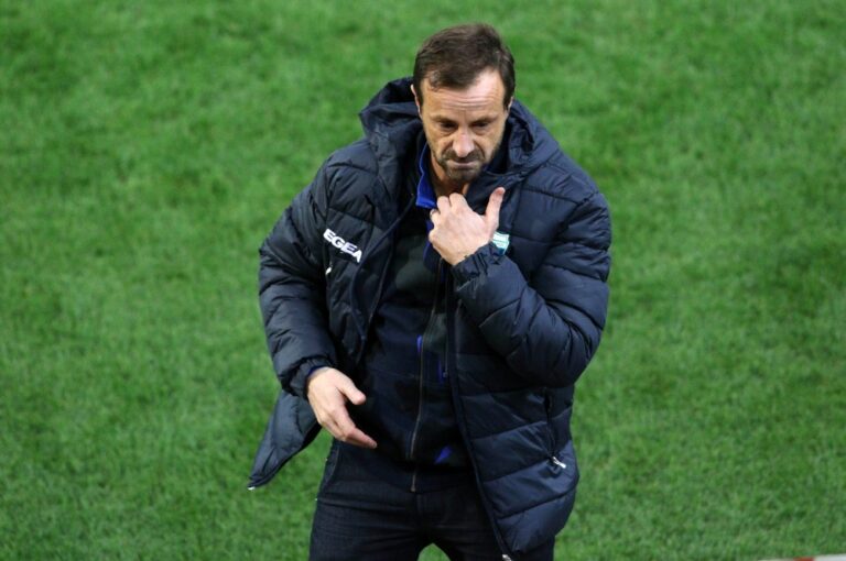 Μάντζιος: «Μένω ικανοποιημένος από το πρώτο μέρος»