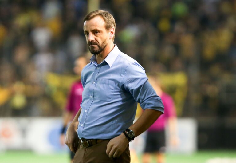 Μάντζιος: “Θα είχαμε μπει ξανά στο ματς, με το χαμένο πέναλτι”