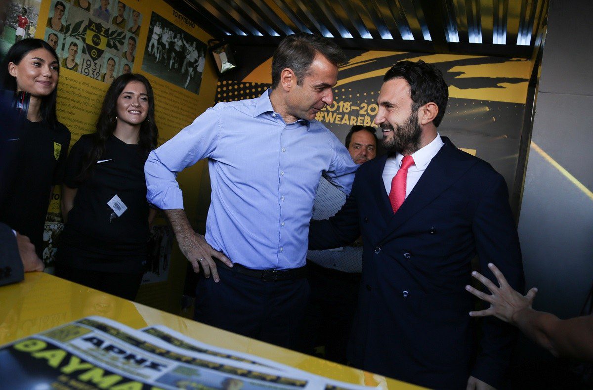 Στα περίπτερα των Άρη και Ηρακλή ο Μητσοτάκης (pics)