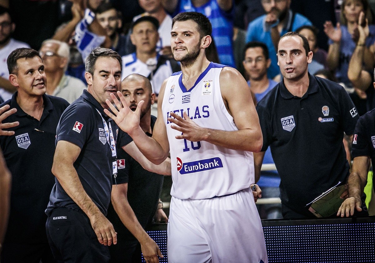 Ο Παπανικολάου στη κορυφή του Τοπ5 της FIBA (vid)