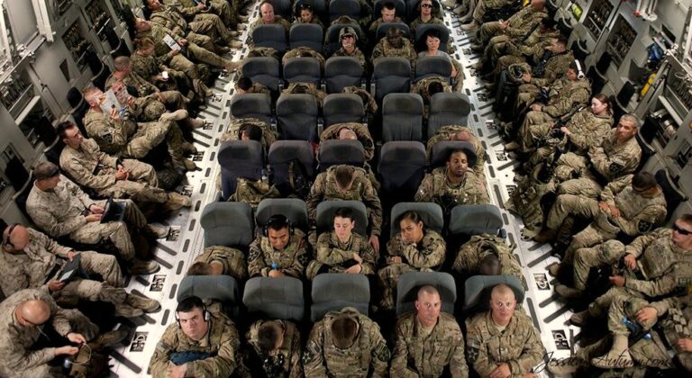 O στρατιώτης που δεν… κοτάει! (pic)