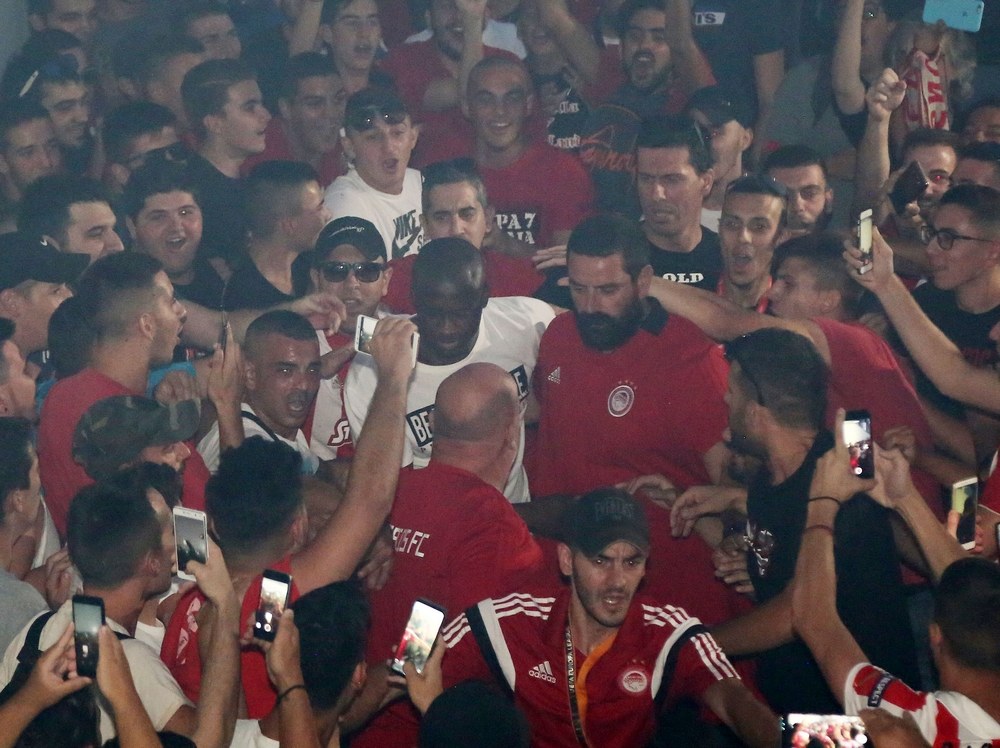 Τουρέ: «Πρωτάθλημα και Europa League»