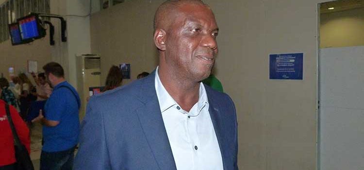 Παράτησε την ομάδα του λόγω του σεισμού!