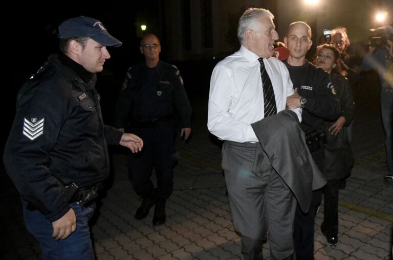 Η πρώτη νύχτα του Γιάννου Παπαντωνίου στη φυλακή