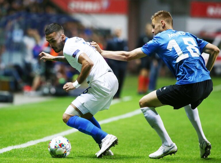 Πλήγμα με Κουρμπέλη!