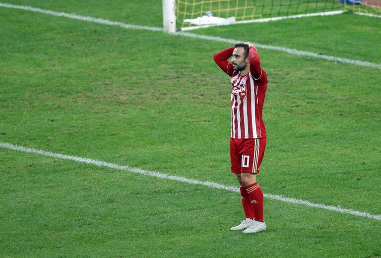 Κράξιμο σε Φετφατζίδη!