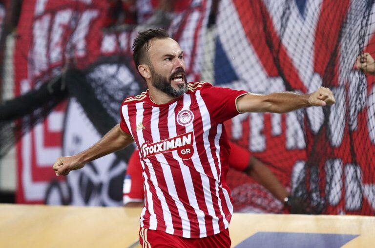 Νάτχο: «Τρελάθηκα στο γκολ, απίστευτη η Θύρα 7»