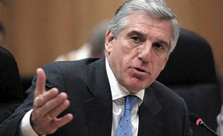 Απολογείται ο Γιάννος Παπαντωνίου