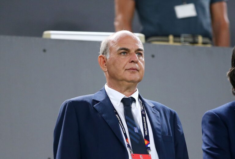 Στηρίζει Γραμμένο η UEFA