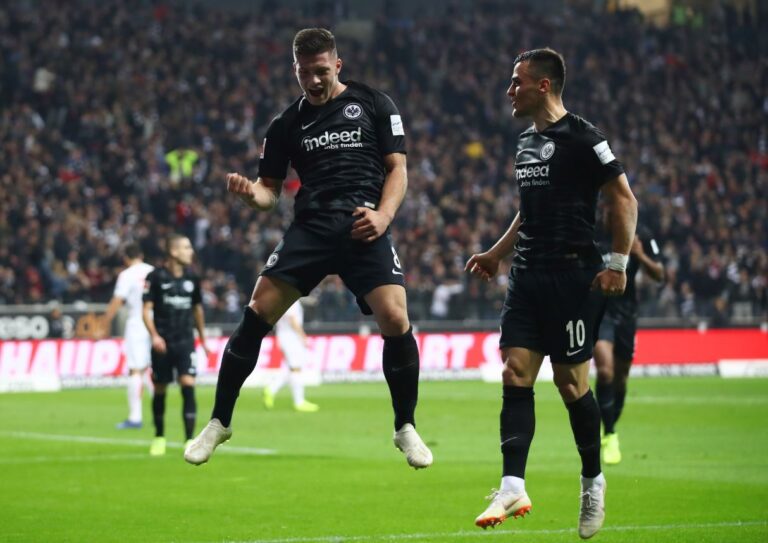 Πέντε γκολ ο Γιόβιτς, 7-1 ισοπέδωσε η Άιντραχτ την Ντίσελντορφ