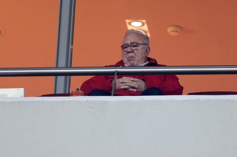 Παραιτήθηκε από την ΠΑΕ Ολυμπιακός ο Σωκράτης Κόκκαλης