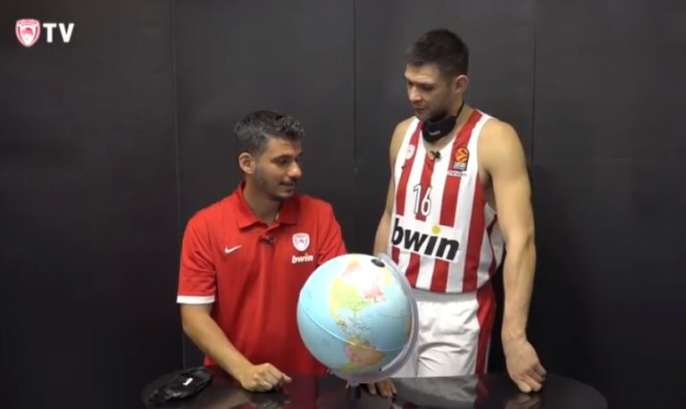 Ο «γύρος» του κόσμου με τον Κώστα Παπανικολάου (vid)