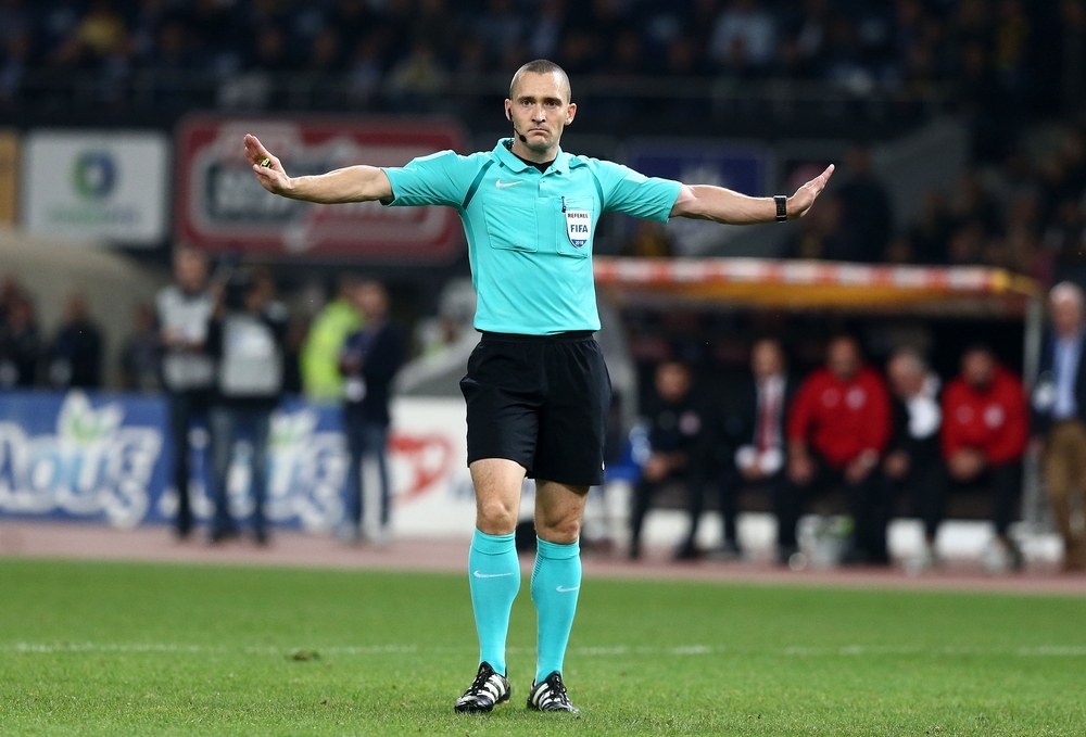 Κριστόφερσεν: «Ήμασταν έξω για φαγητό με τον Τριτσώνη»