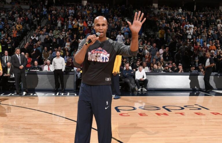 Αποχώρησε από την ενεργό δράση ο Ρίτσαρντ Τζέφερσον (vid)