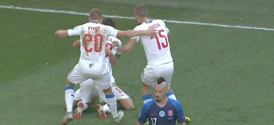 Η Τσεχία νίκησε την… πρώην στη μέρα του Χάμσικ (vid)