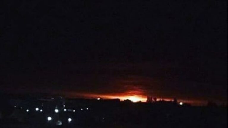 Εκρήξεις σε αποθήκη πυρομαχικών στην Ουκρανία – Απομακρύνθηκαν 10.000 πολίτες από την περιοχή