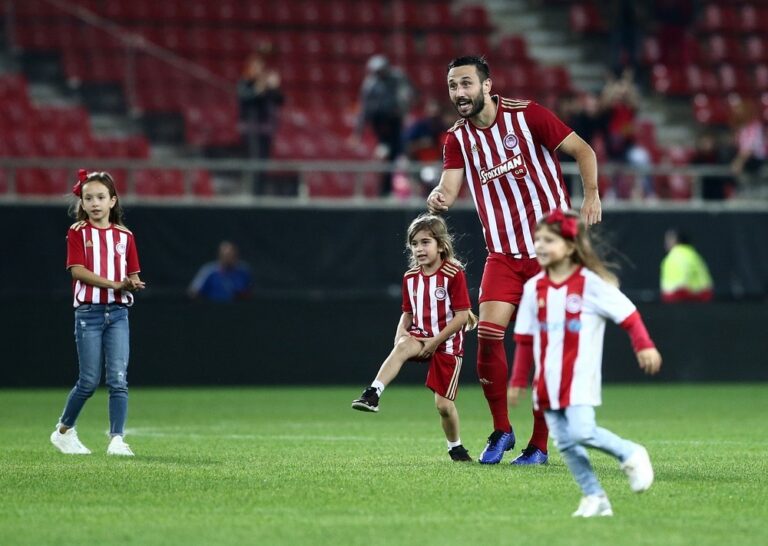 Βούκοβιτς: «Πρέπει να είμαστε πολύ πιο επιθετικοί και δυναμικοί»