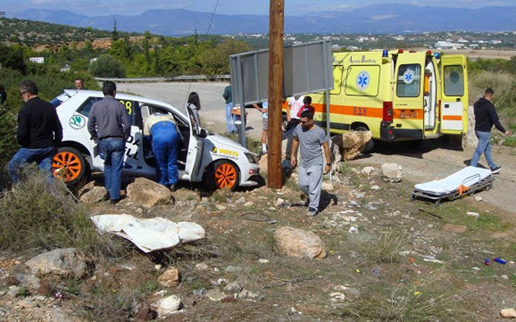 Ριτσώνα: Αγωνιστικό αυτοκίνητο χτύπησε θεατή