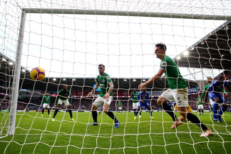 Η Κάρντιφ κέρδισε την Μπράιτον των 10 παικτών