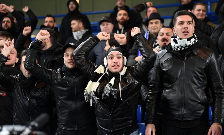 Τσέλσι – ΠΑΟΚ: Απίστευτη «τρέλα» του κόσμου παρά την 4άρα (vids)