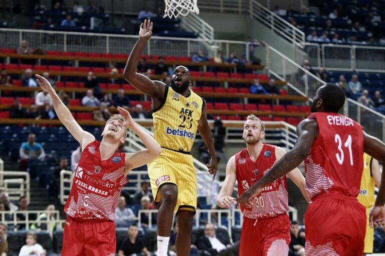 Γκρίφιν: «Να σεβαστούμε τον αντίπαλο μας»