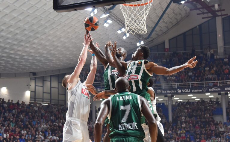 Ελληνική υπόθεση με ολίγη από…αμερικάνικο τρίποντο!