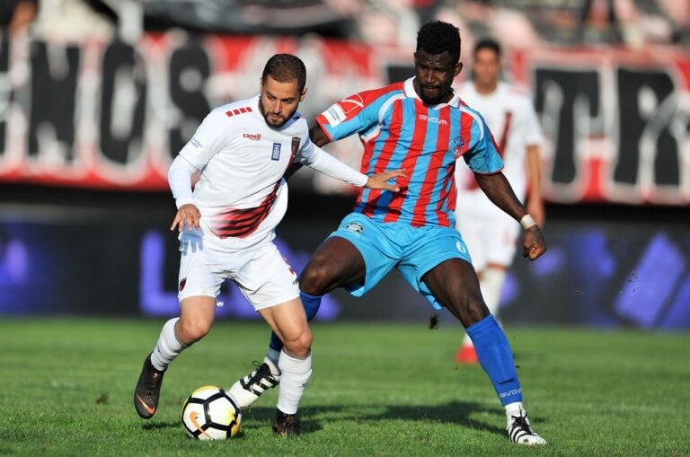 Παναχαϊκή: Κινδυνεύει με πρόστιμο