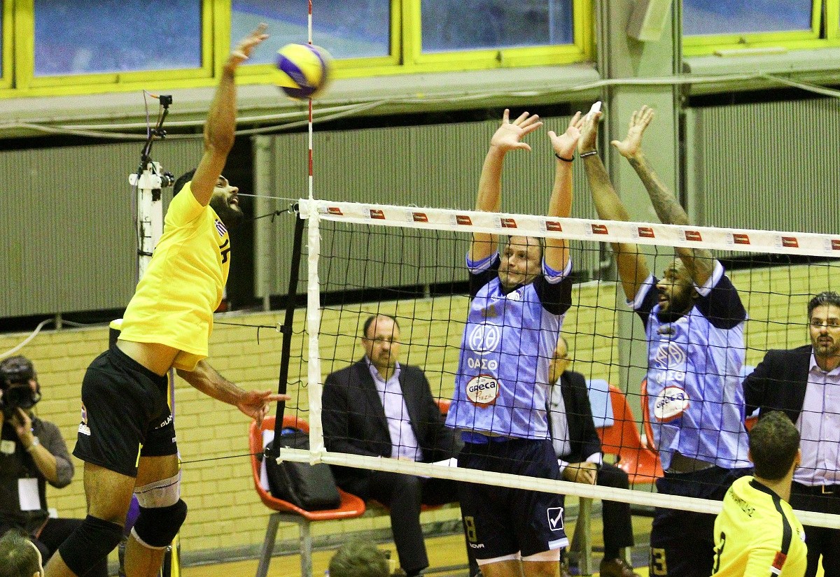 Ο Τζιουμάκας «καθάρισε» για την ΑΕΚ