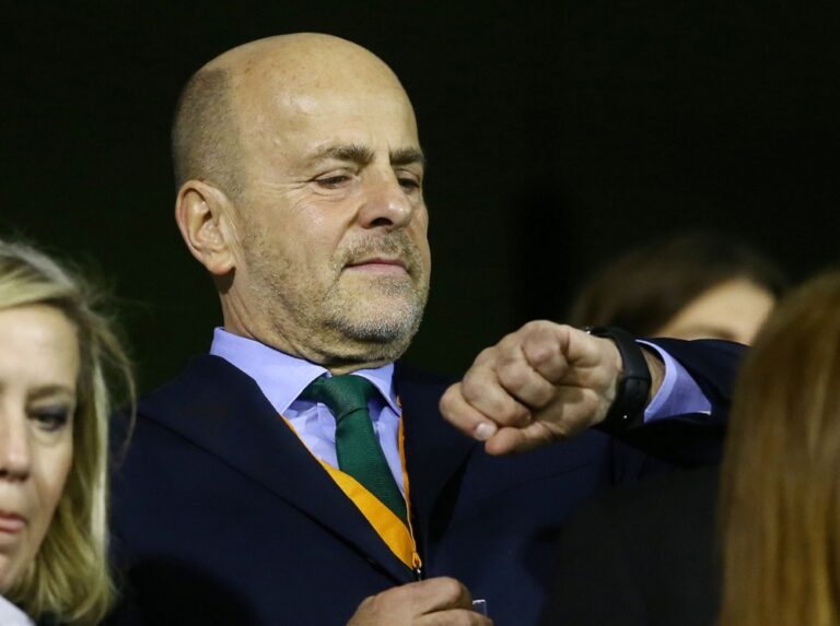 Αλαφούζος: Ξεχνώντας… κινητό και κανόνες