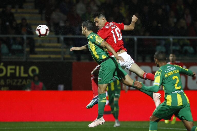 Χαμογέλασαν στην Μπενφίκα