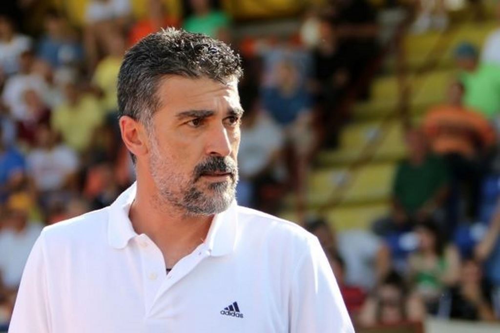 Ο Διγκόζης ανέλαβε τον Πανηλειακό