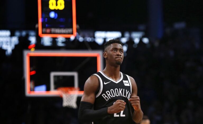 Όλο το NBA στο πλευρό του Καρίς ΛεΒέρτ (pics)