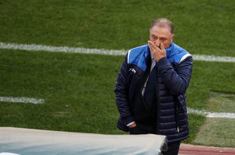 Απόλλων Σμύρνης: Σε δύσκολη κατάσταση ο Μαντζουράκης